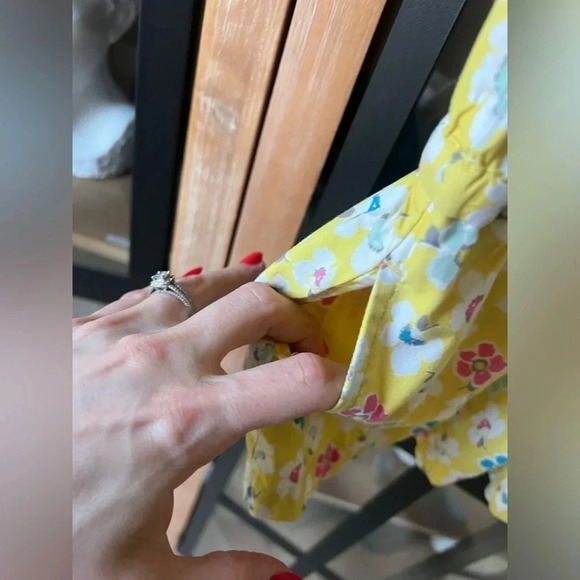 Mini Boden Romper toddler girl floral pockets drawstring sleeveless tank - Picture 5 of 6